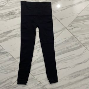 SPANX Look at me now seamless black womens leggings size M New
